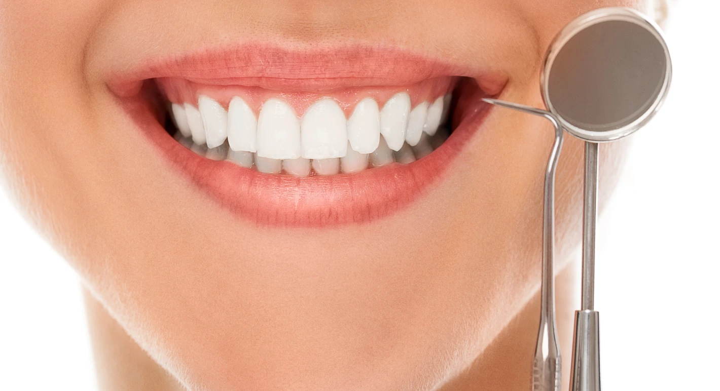 Composite dentaire 1 Instruments dentaires et dents naturelles